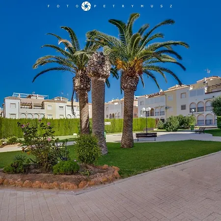 108 Fabulus Apartment
